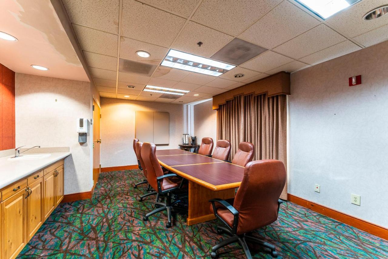 Apartamento 1 Bd 1 Ba Furnished Apt With King Bed